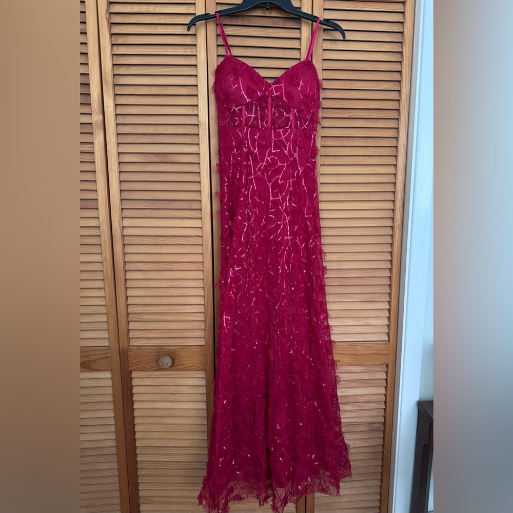 red prom dress